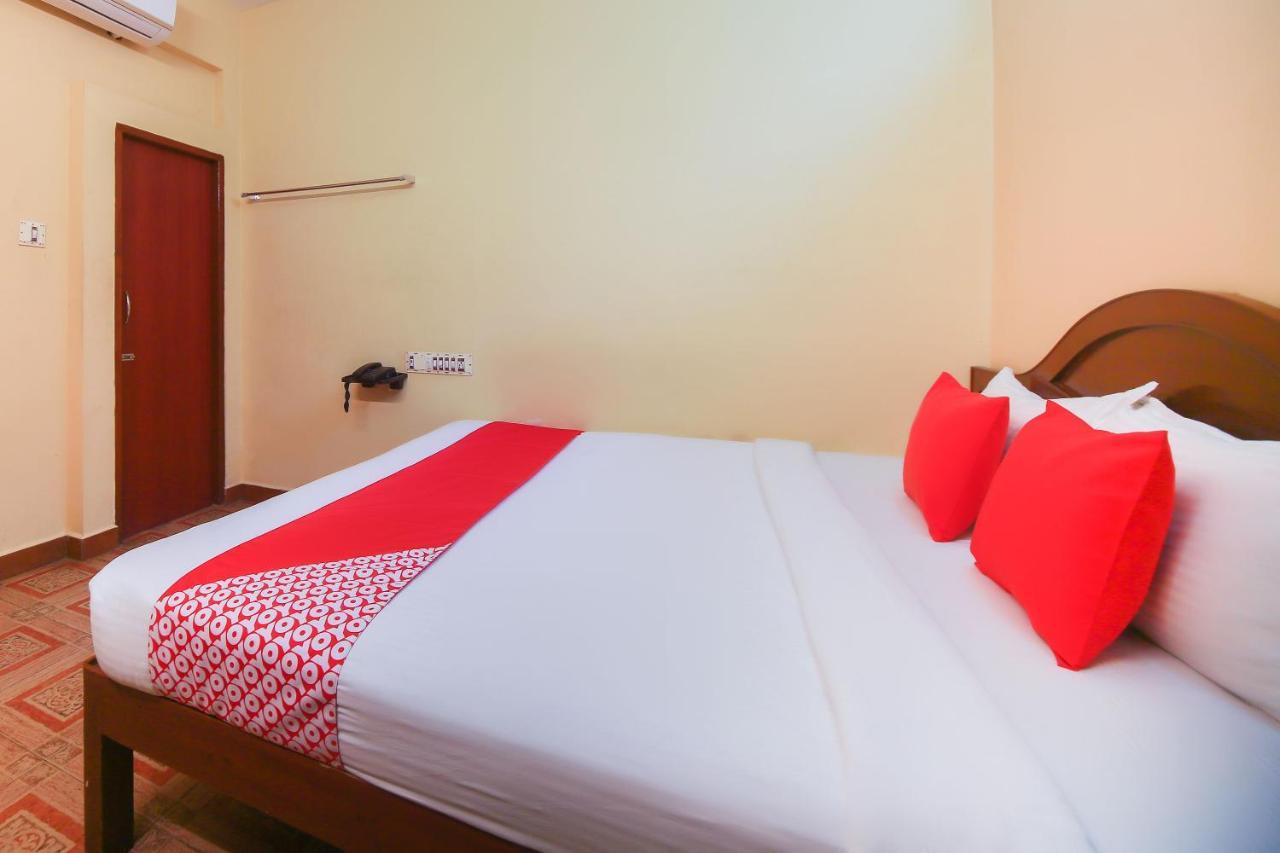 Oyo 23098 Ushama Heritage Guest House Puducherry Exterior foto