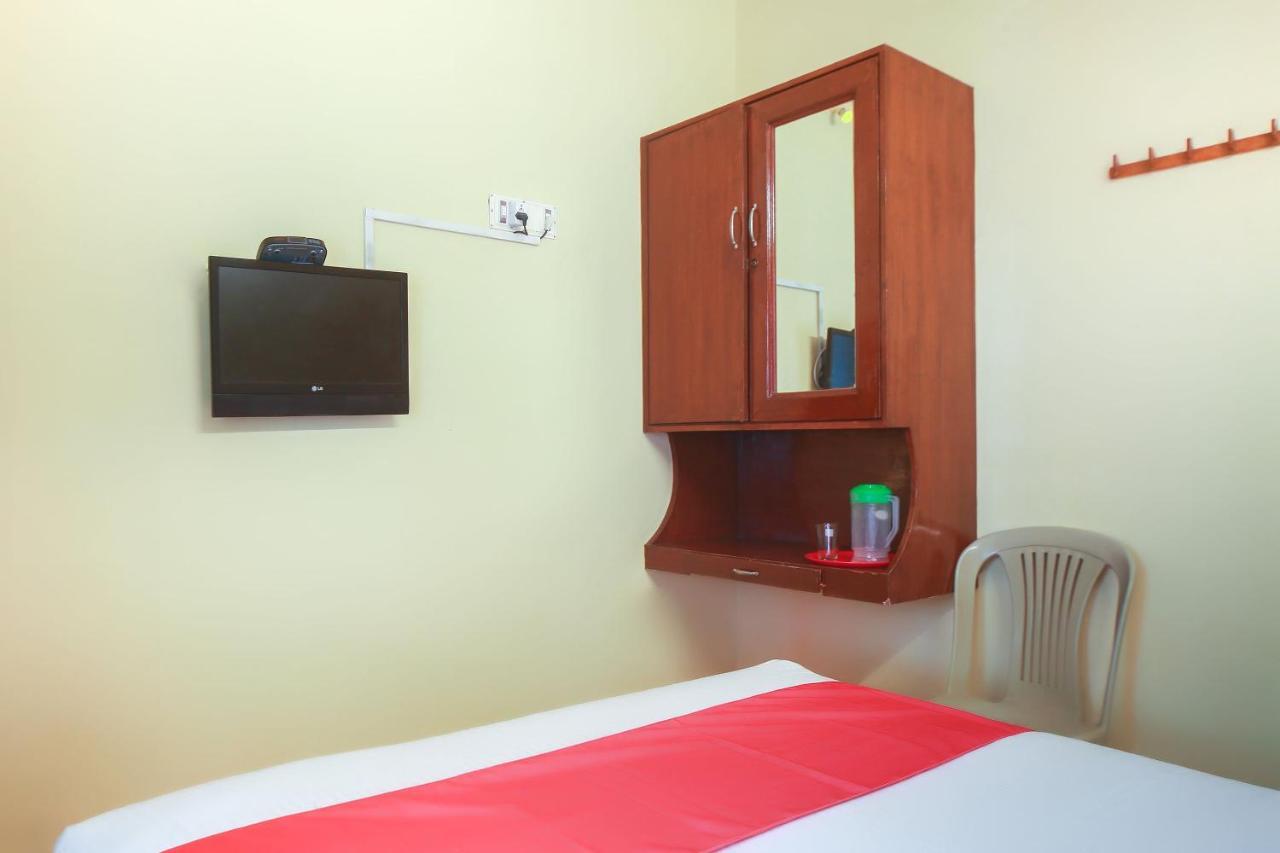 Oyo 23098 Ushama Heritage Guest House Puducherry Exterior foto
