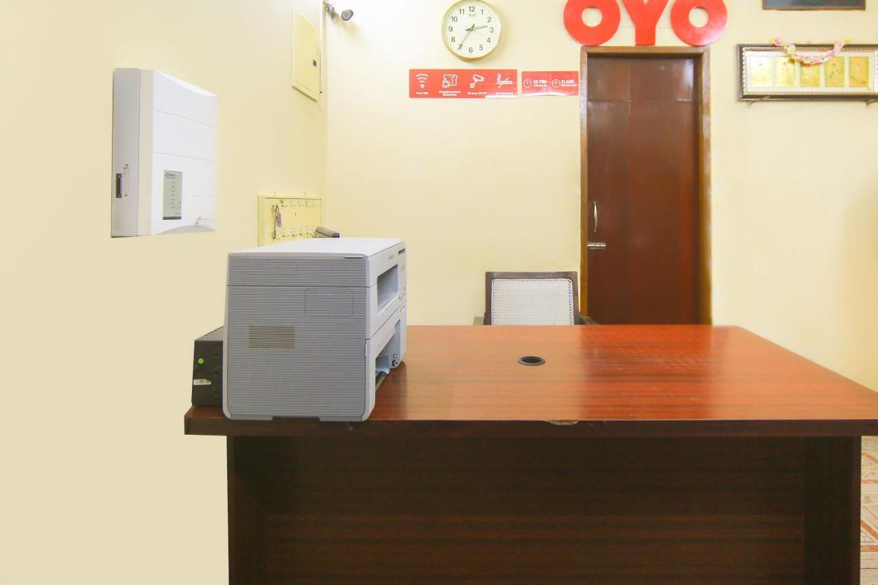Oyo 23098 Ushama Heritage Guest House Puducherry Exterior foto