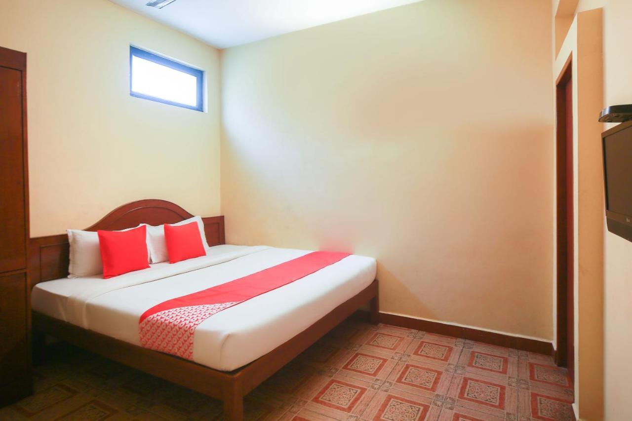 Oyo 23098 Ushama Heritage Guest House Puducherry Exterior foto